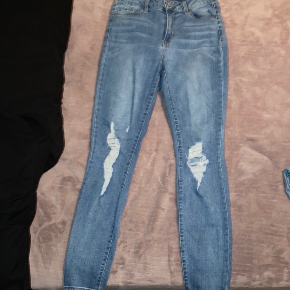 Blue high waisted skinny jeans!